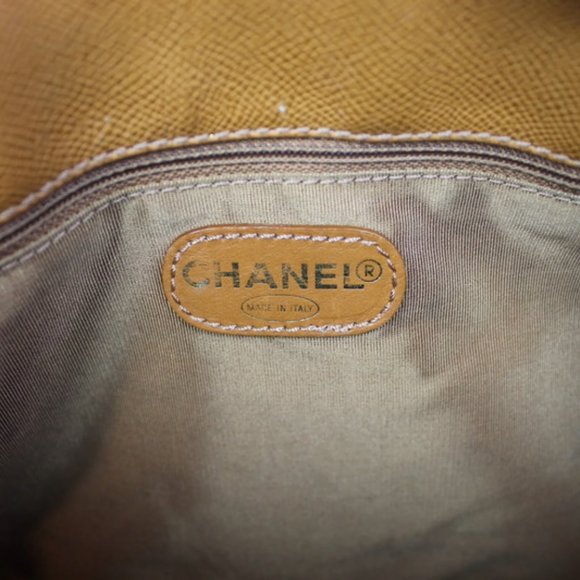 Chanel Tan Caviar Leather Vintage Travel Bag - Picture 12 of 12